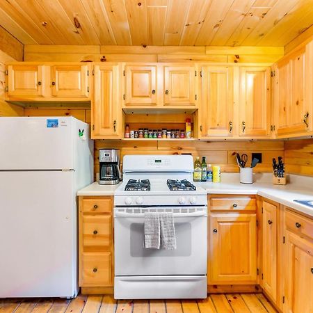 Lost Pond Cabin Schroon Lake Exterior photo